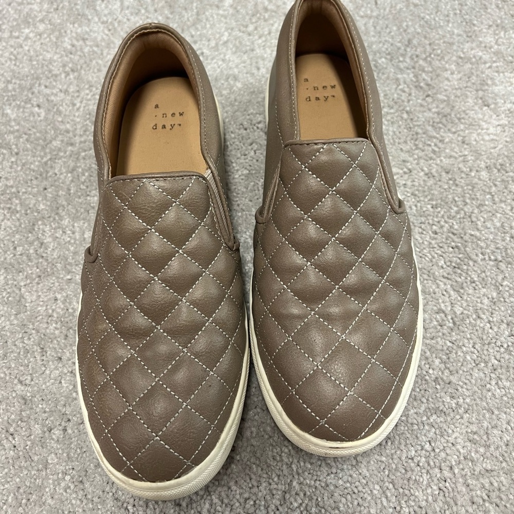 Slip on sneakers